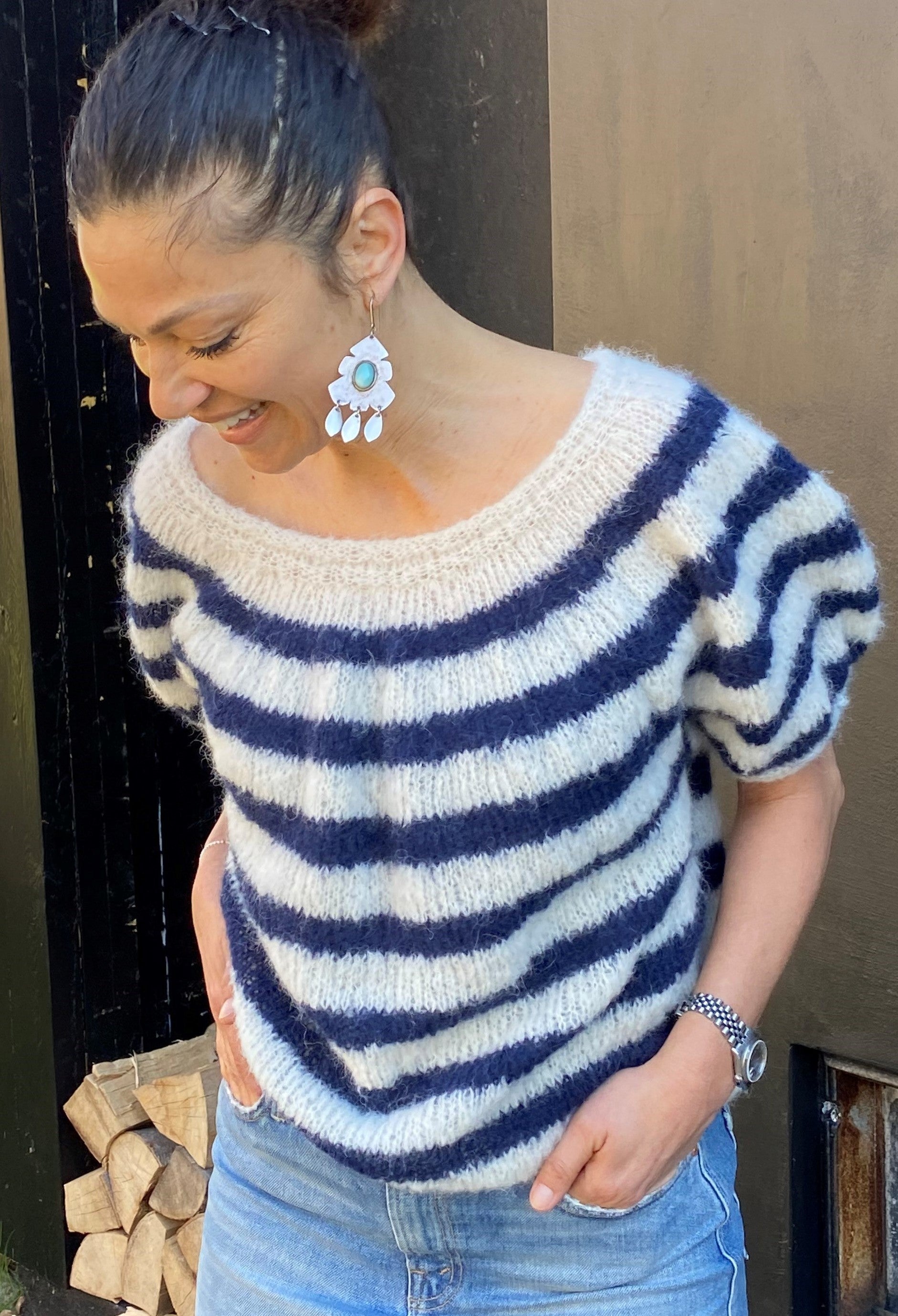 BEGINNER SWEATER C WITH STRIPES