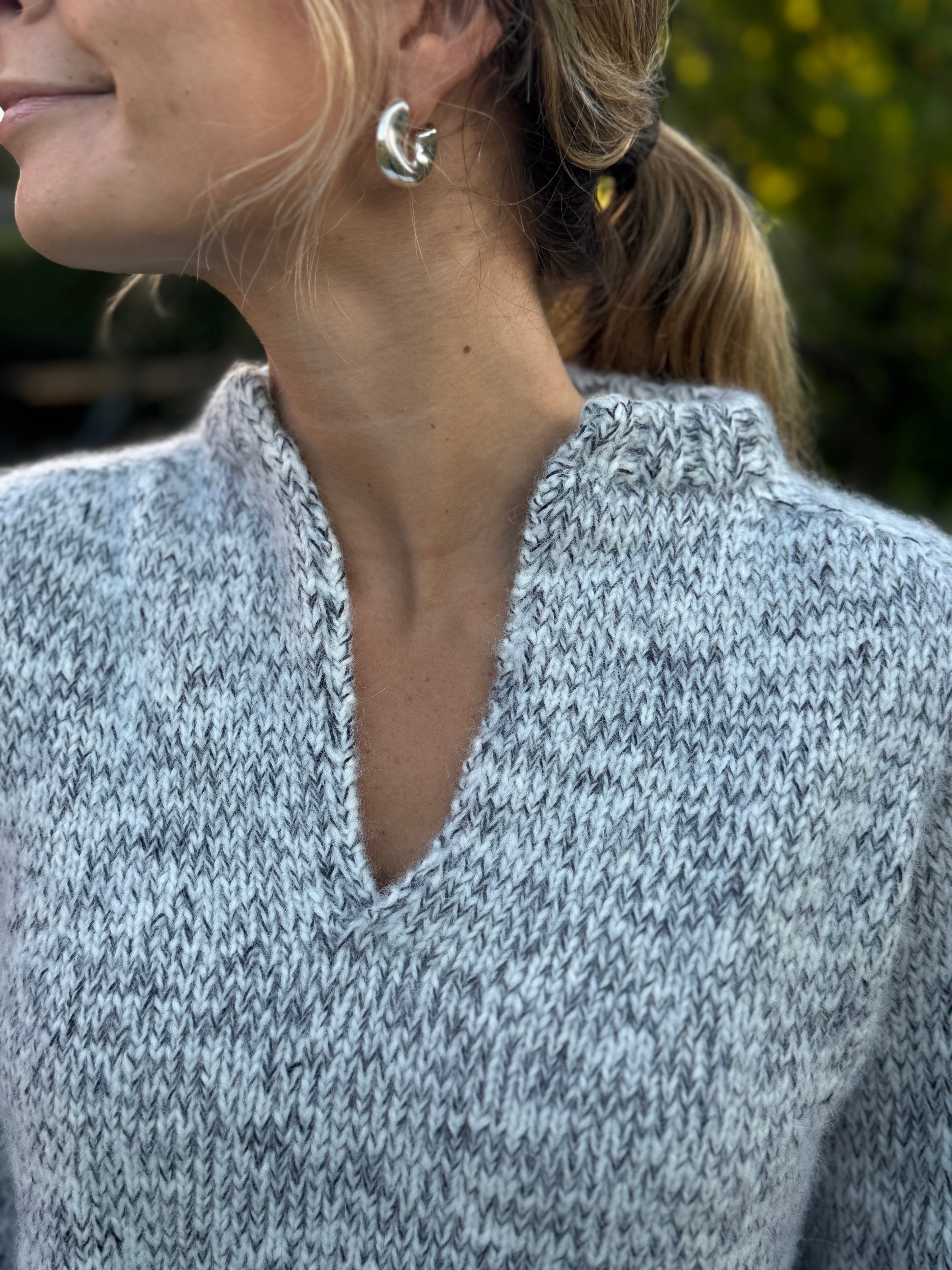 KIT TIL "DALIA SWEATER NO2"