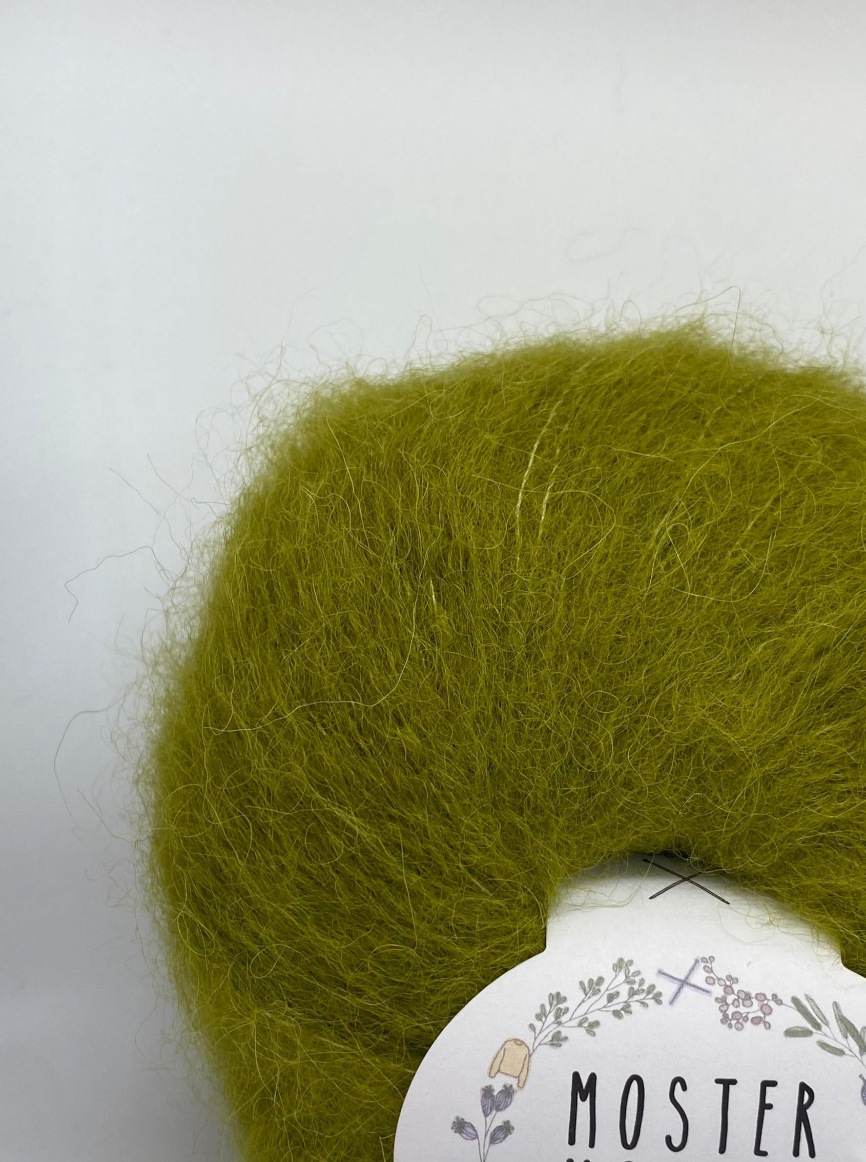 OLIVE (SUPERFINE ALPACA)