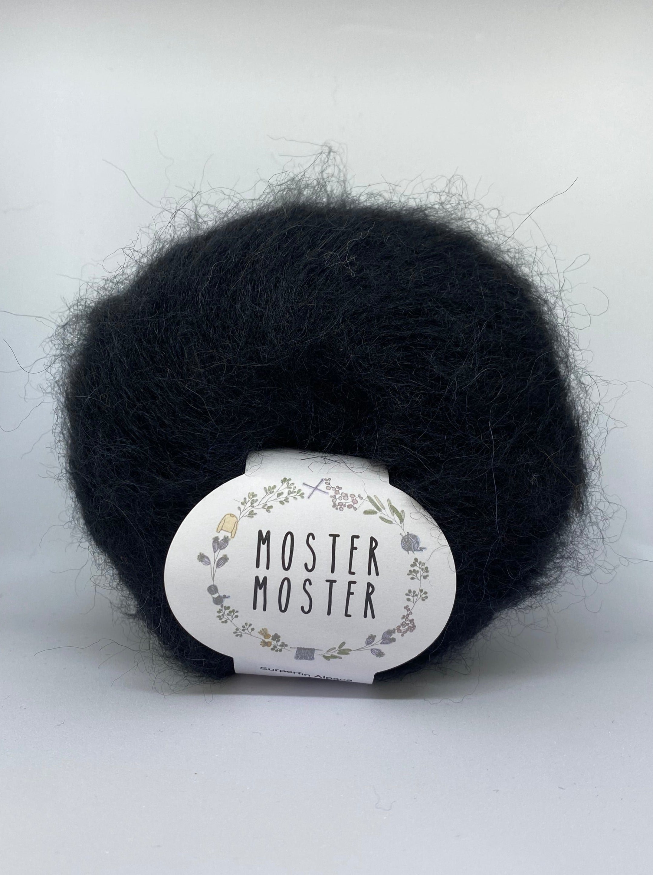 BLACK (SUPERFINE ALPACA)