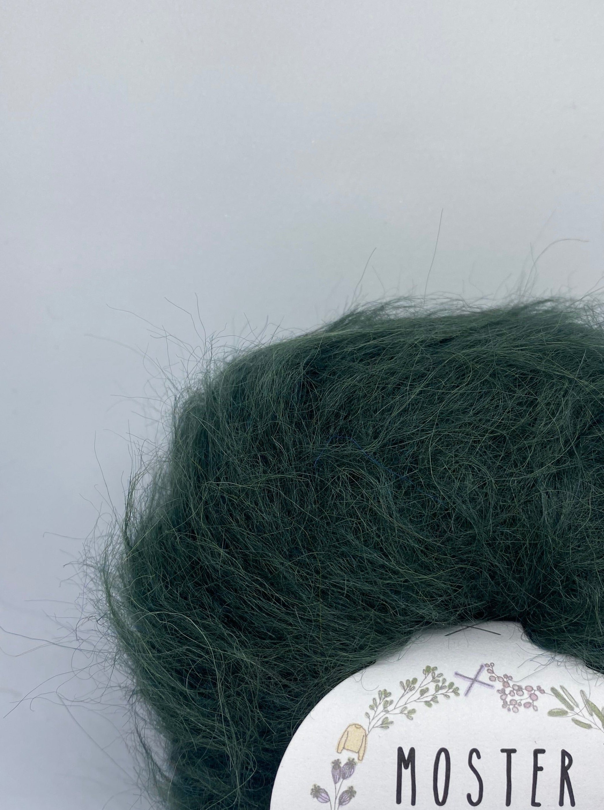 SPRUCE GREEN (SURI ALPACA &amp; MERINO WOOL)