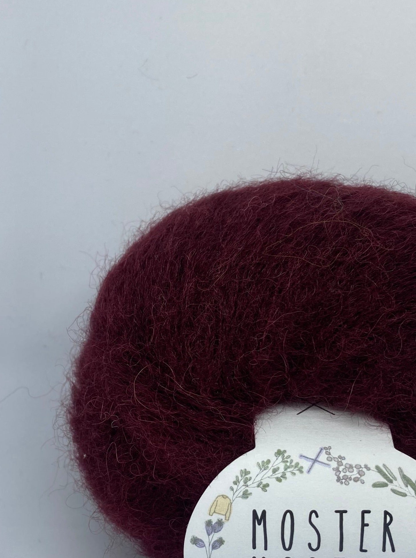 DARK BURGUNDY (BABY ALPACA SILK MOHAIR)
