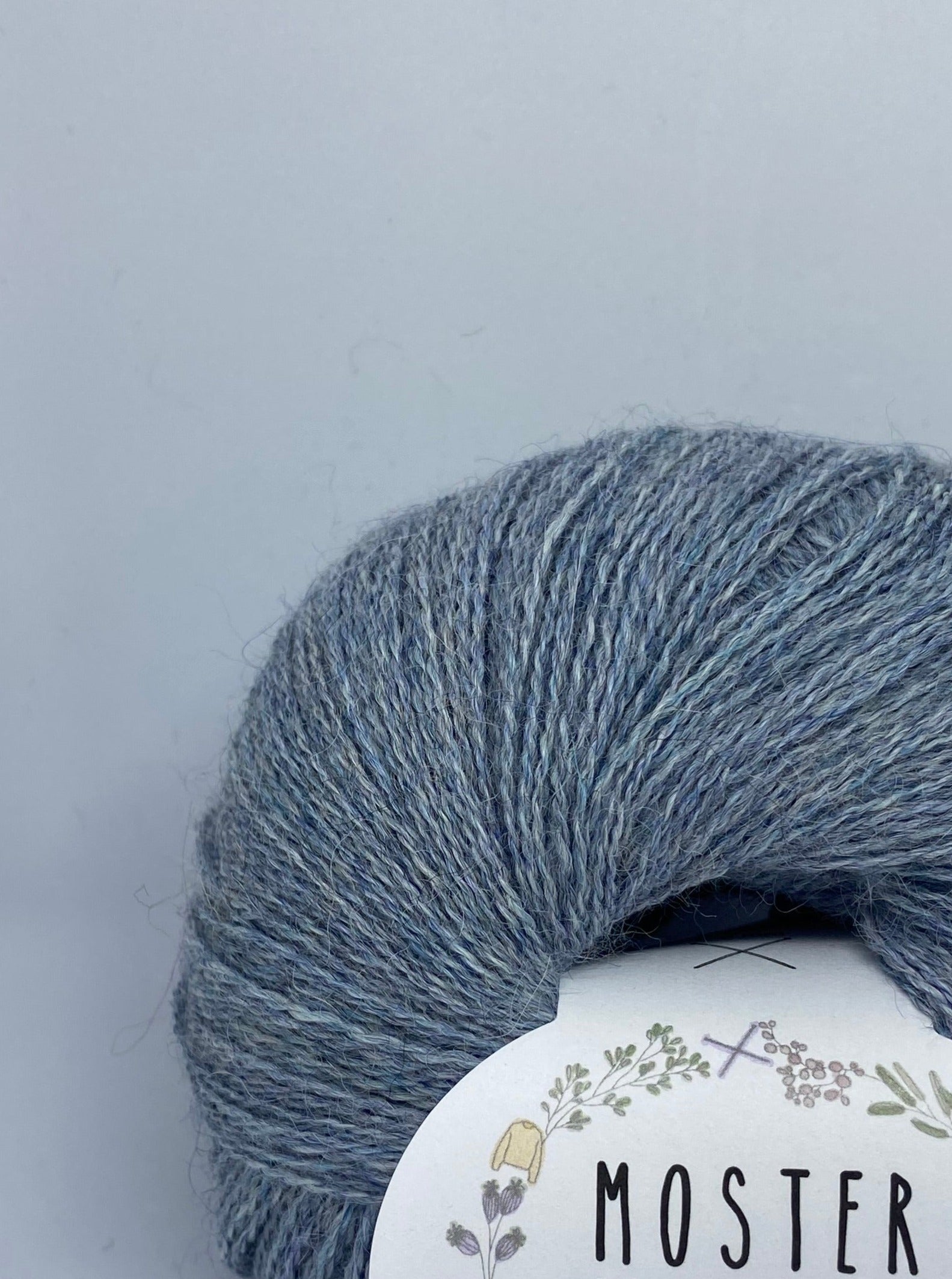 ISBLÅ (TYND BABY ALPACA FØLGETRÅD)