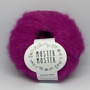 MAGENTA (SUPERFINE ALPACA)