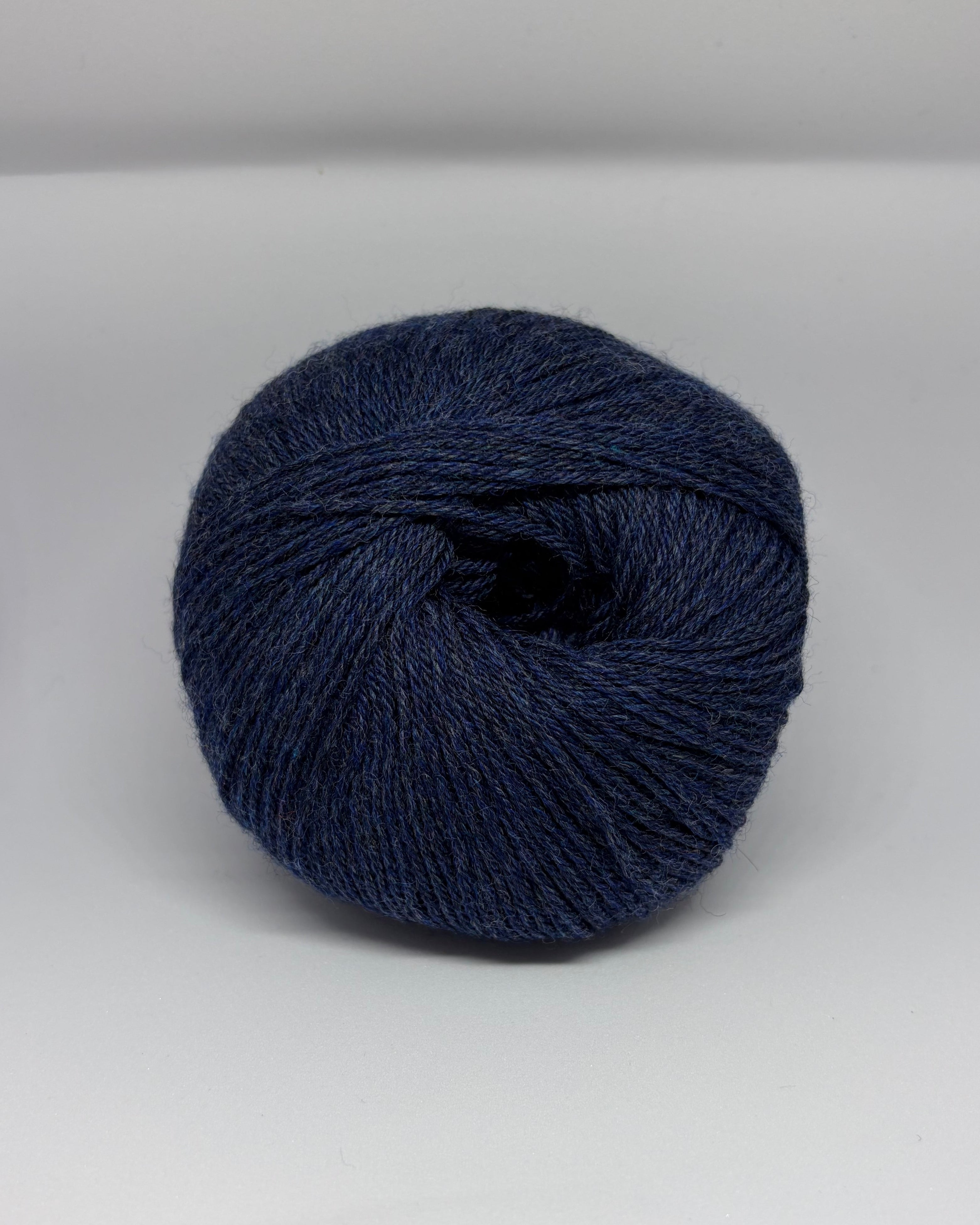 RASPBERRY MOUSSE (SUPERFINE ALPACA)