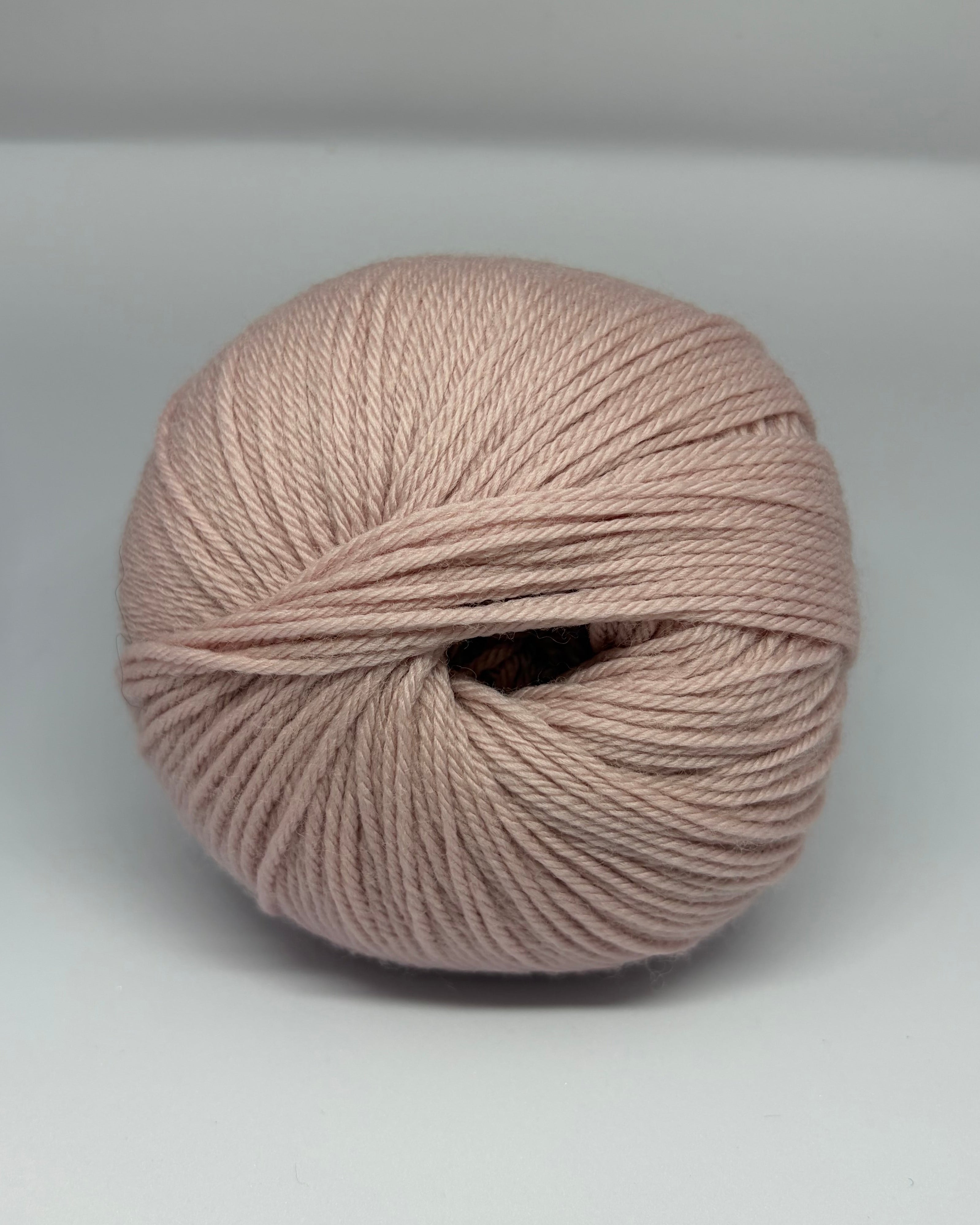 RASPBERRY MOUSSE (SUPERFINE ALPACA)