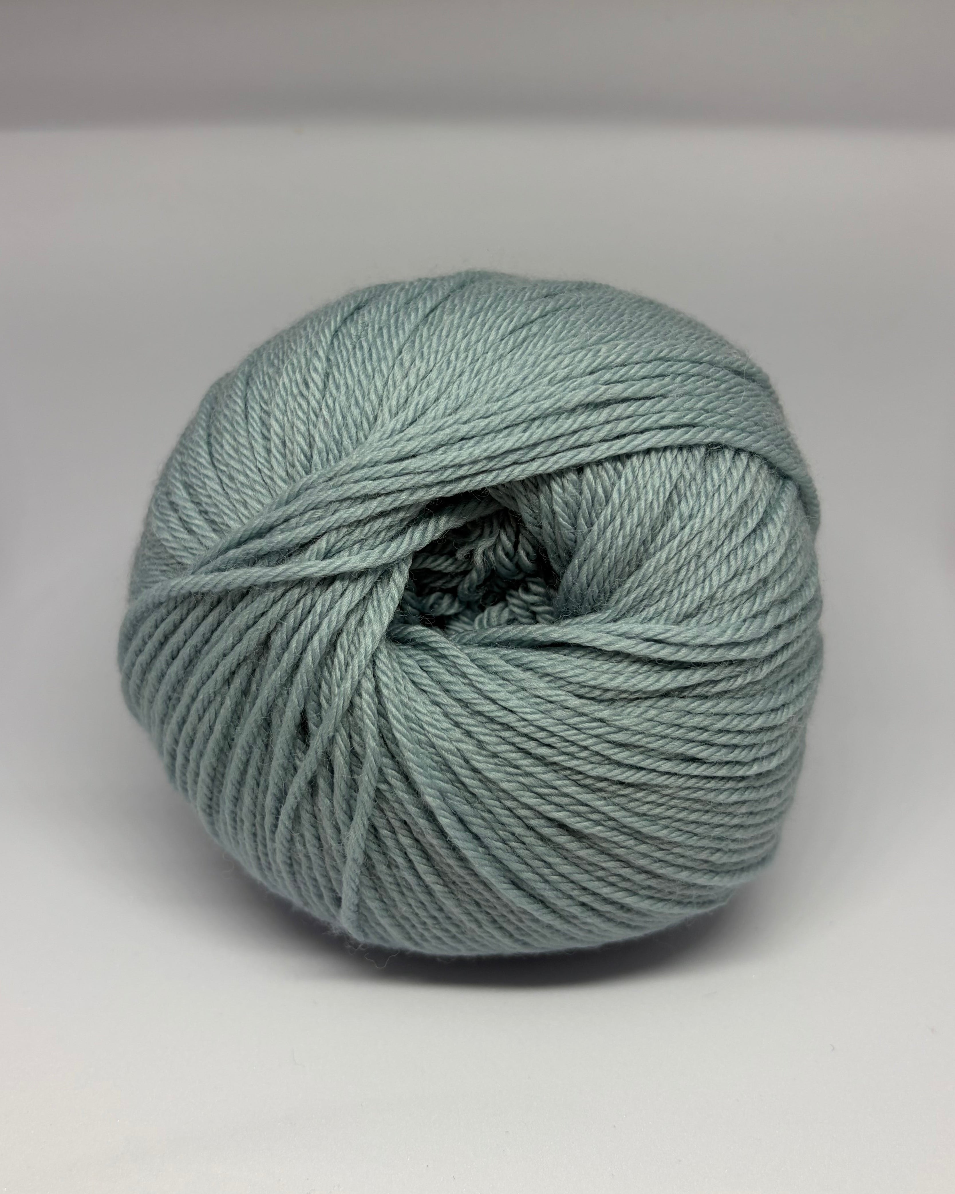 RASPBERRY MOUSSE (SUPERFINE ALPACA)