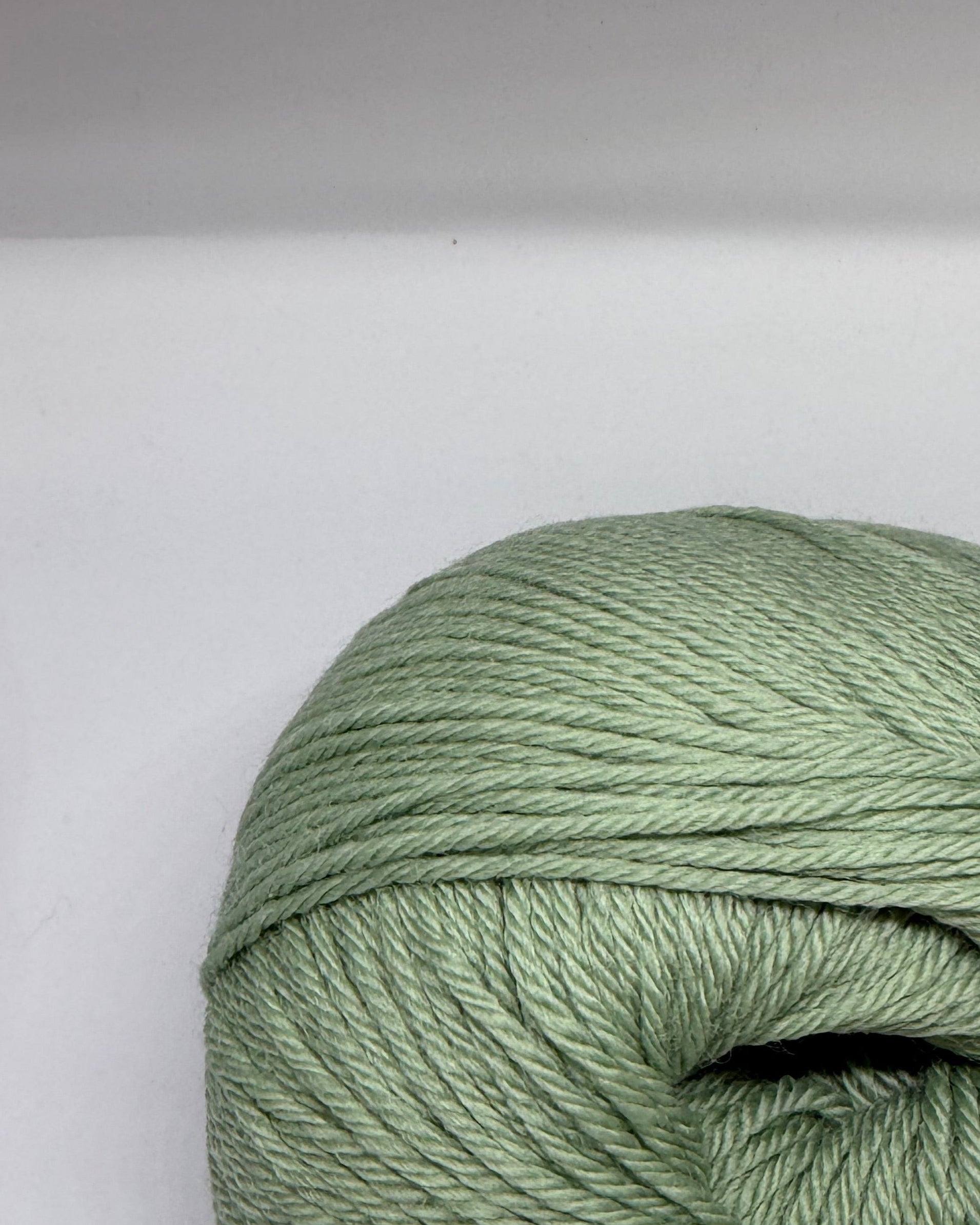 RASPBERRY MOUSSE (SUPERFINE ALPACA)