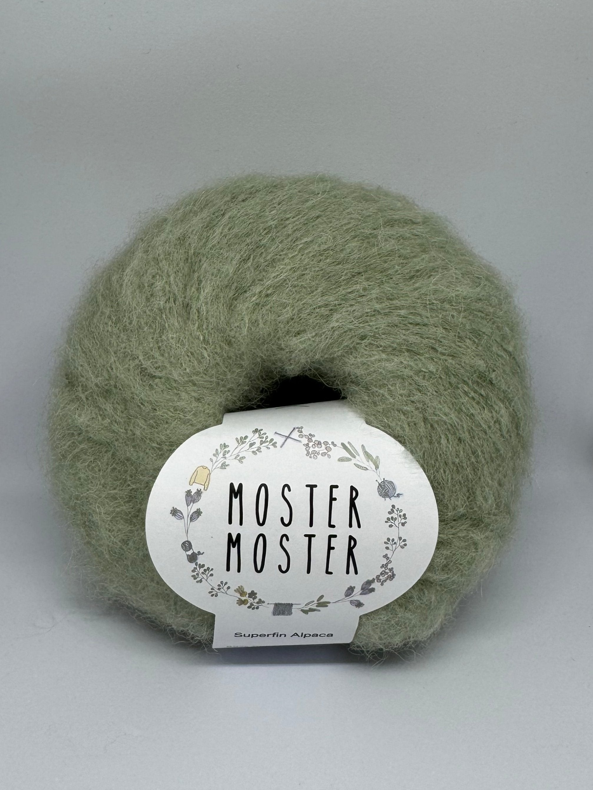 DUSTY LIGHT GREEN (SUPERFINE ALPACA)