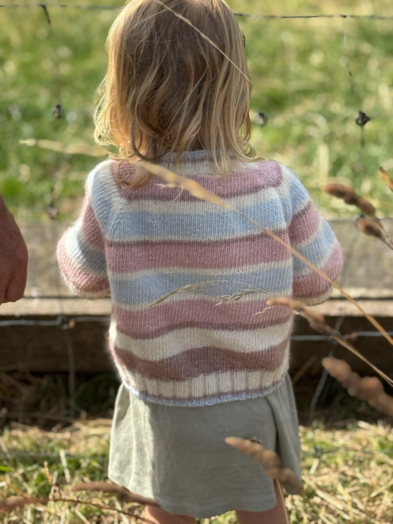 KIT TIL "Børnesweater Soft Glow"