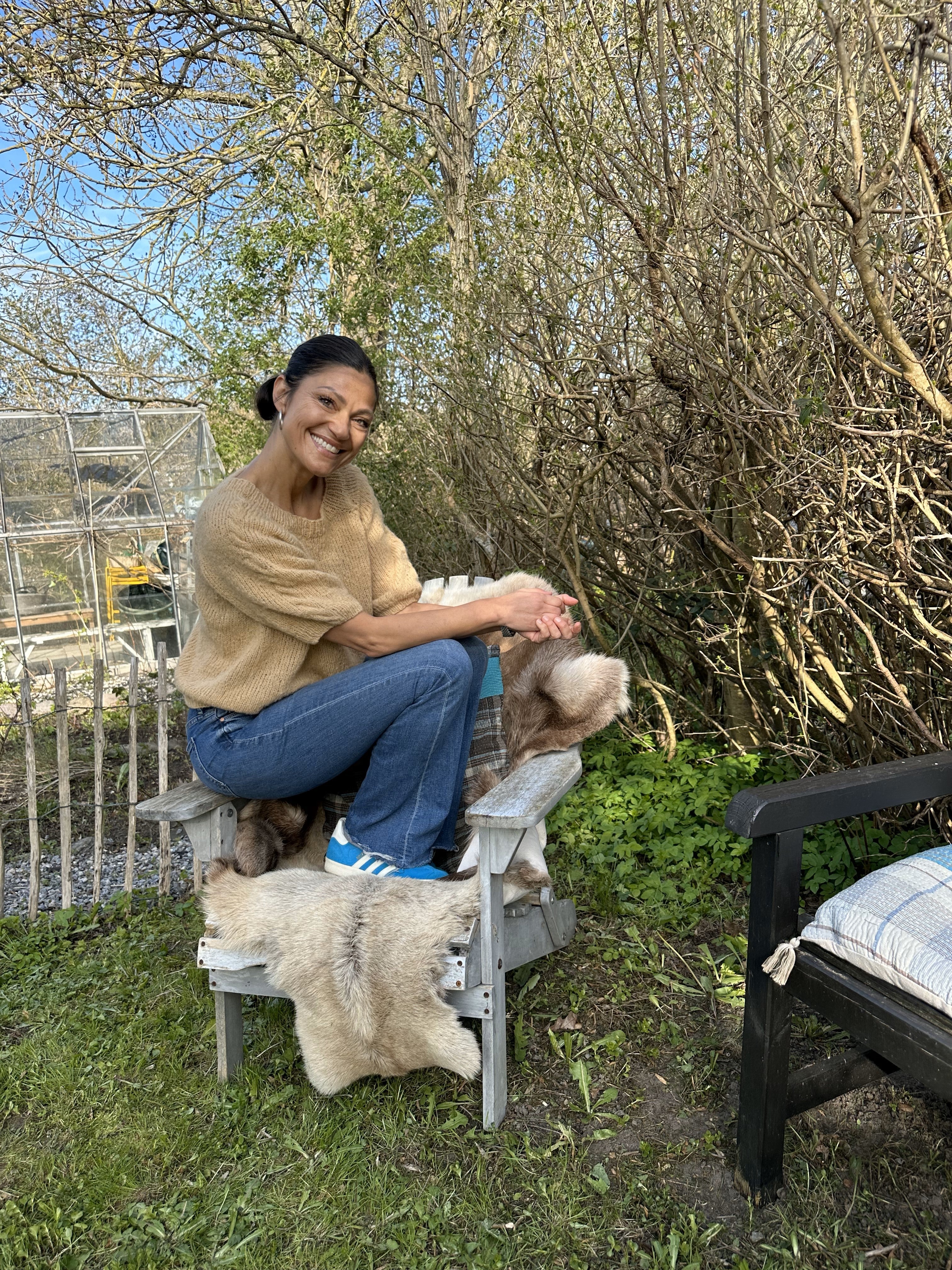 KIT TIL "SWEATER MAJA"