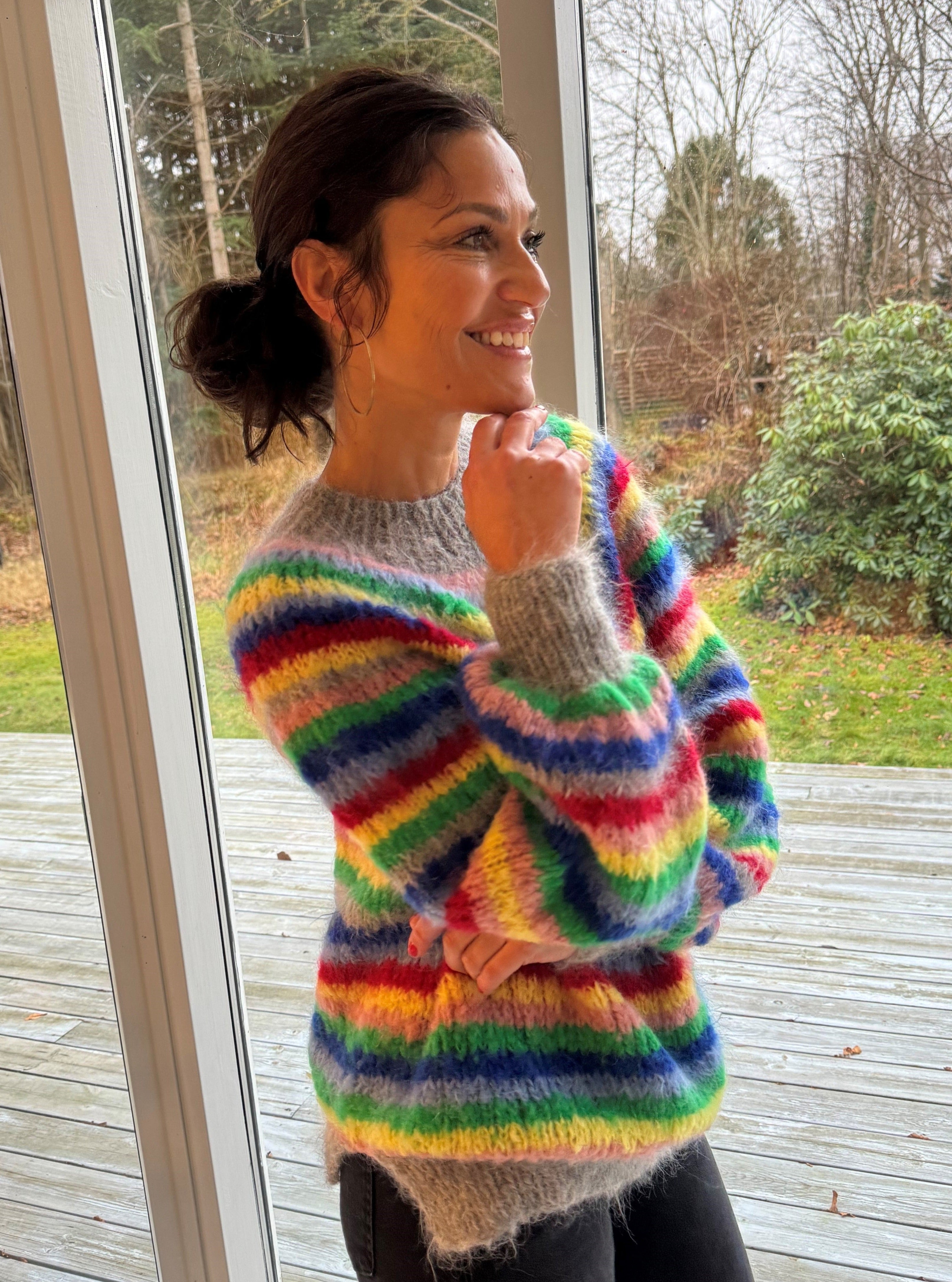 SWEATER RAINBOW