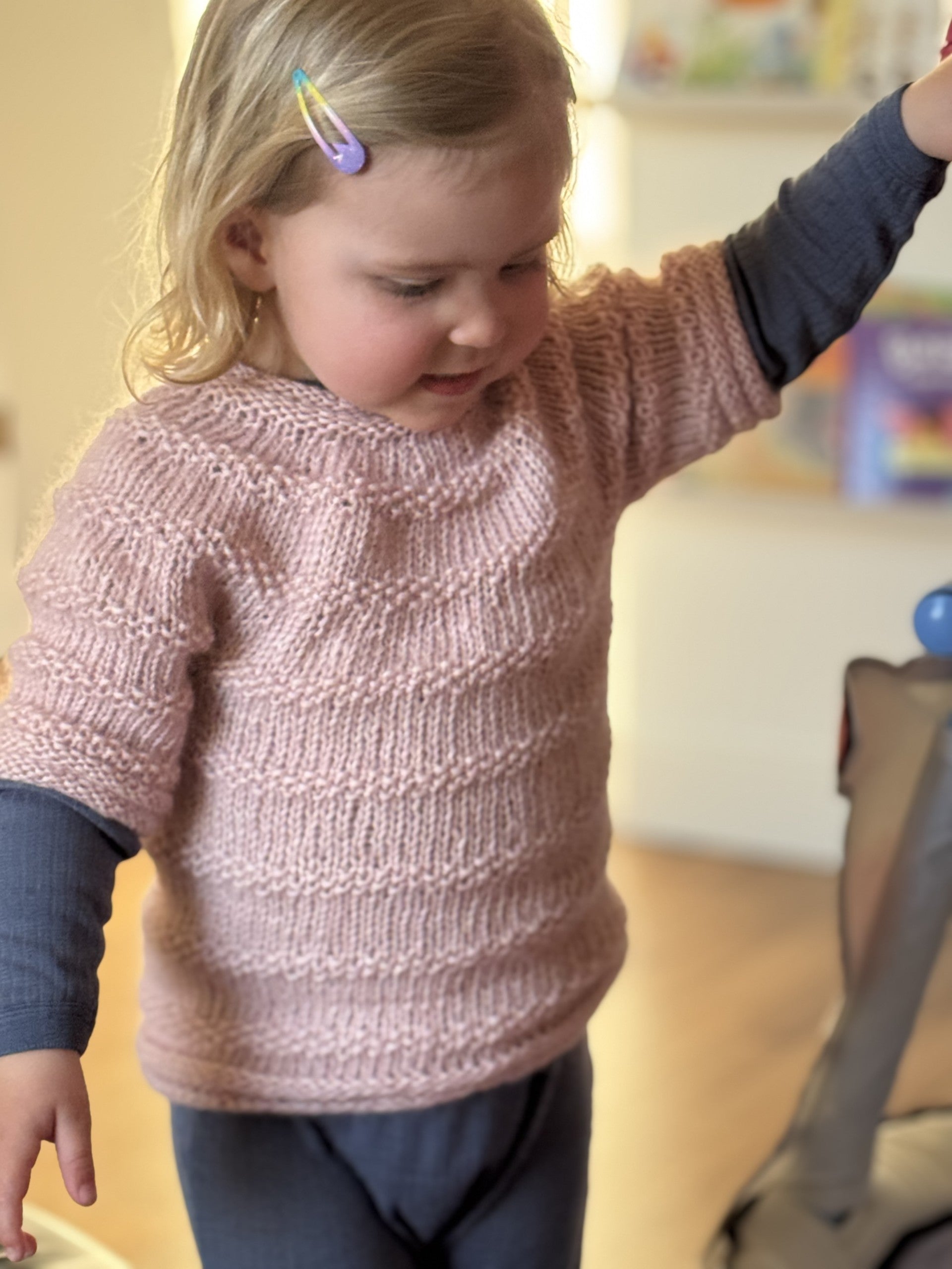 kit til "BØRNESWEATER VIOLA"