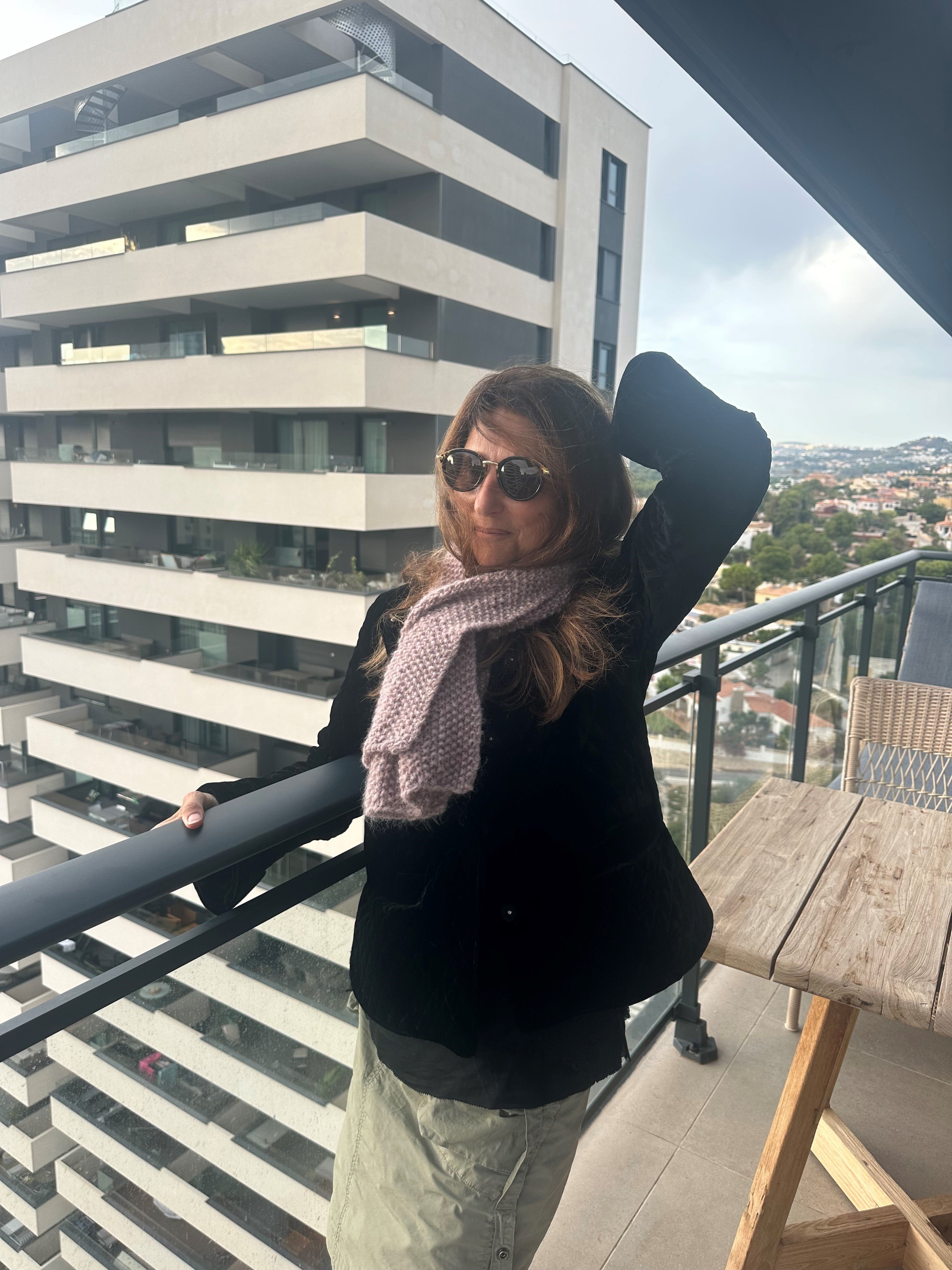 MosterMoster Snuggle Wrap