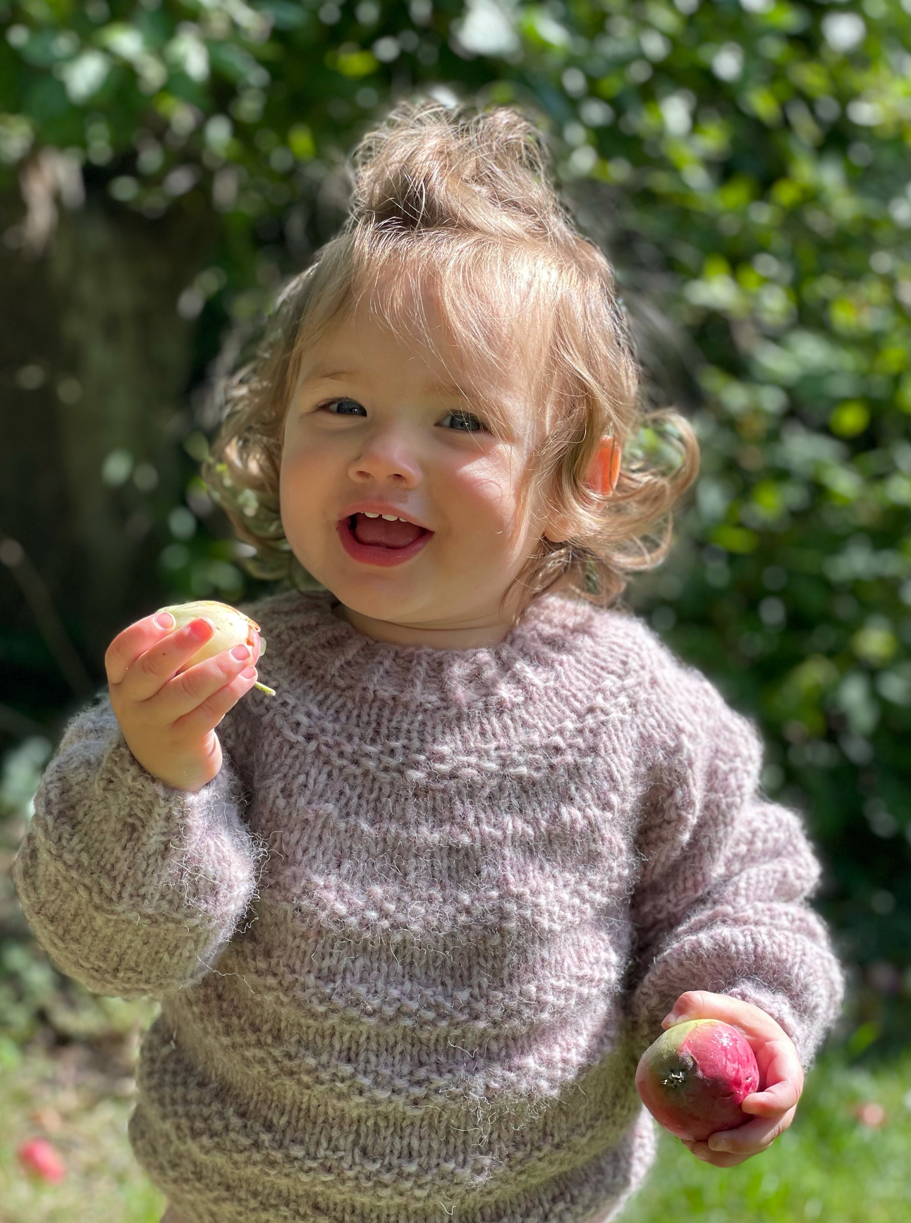 KIT FOR "KAMILLA CHILDREN'S SWEATER"