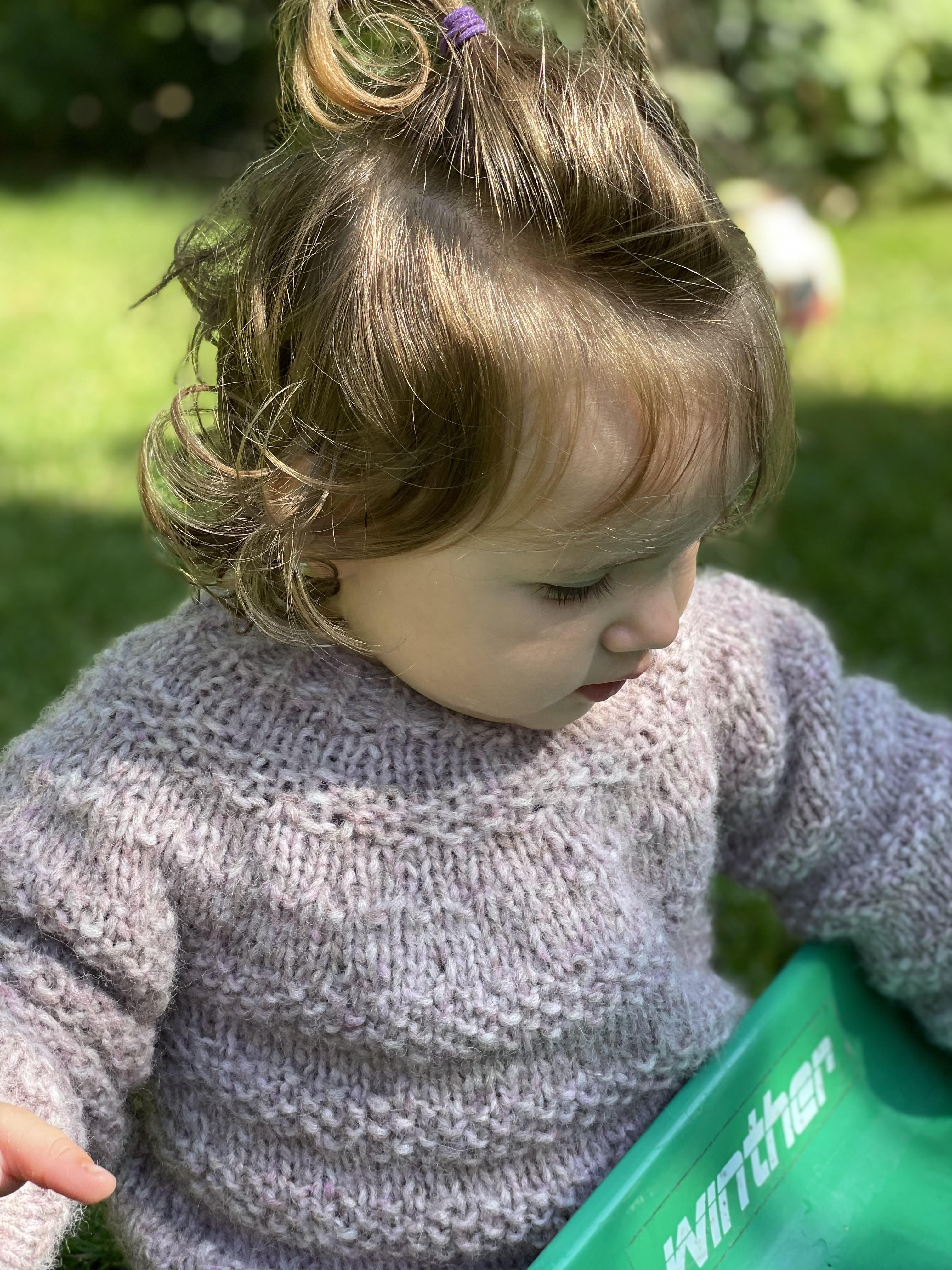 KIT TIL "KAMILLA BØRNESWEATER"